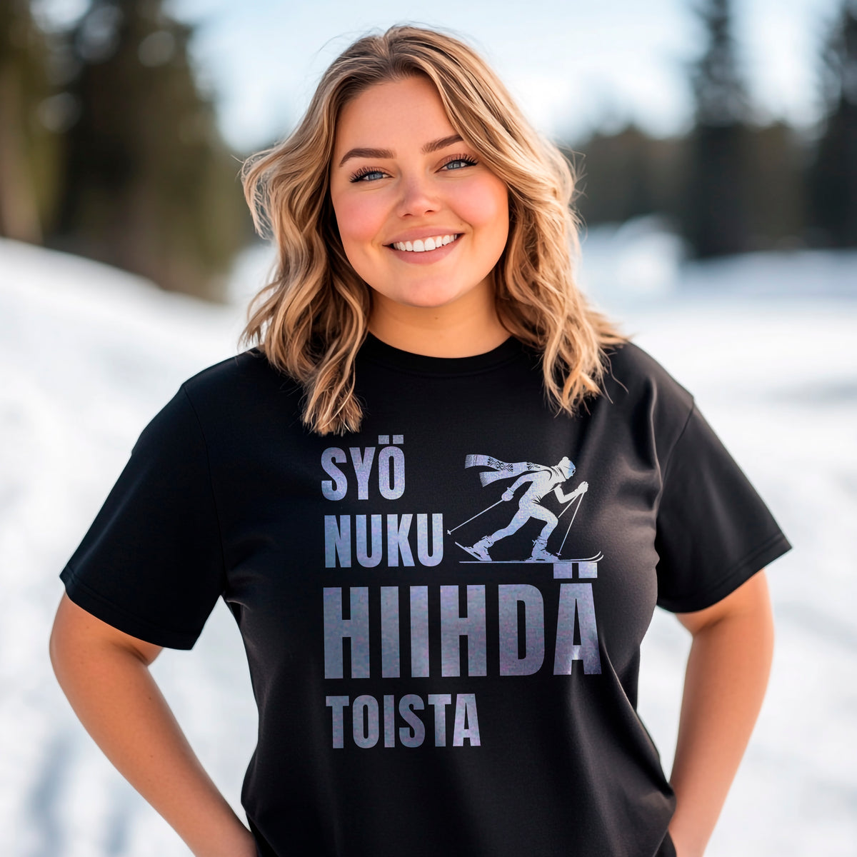 Syö Nuku Hiihdä Toista T-paita – humoristinen hiihtoteemainen design, jossa teksti kannustaa keskittymään hiihtoharrastukseen, sopii intohimoisille hiihtäjille ja ulkoilun ystäville